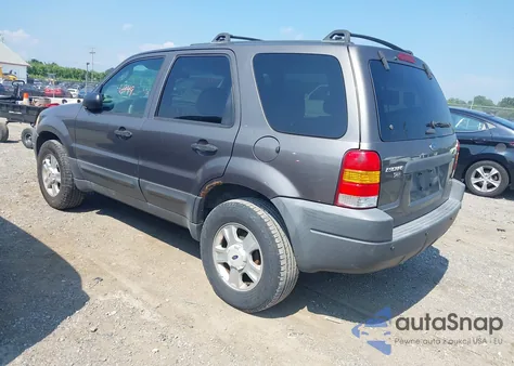 2004 Ford Escape Xlt from USA, damaged, VIN 1FMYU93114KA54932